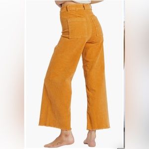 Barely used Billabong high waisted corduroy pants